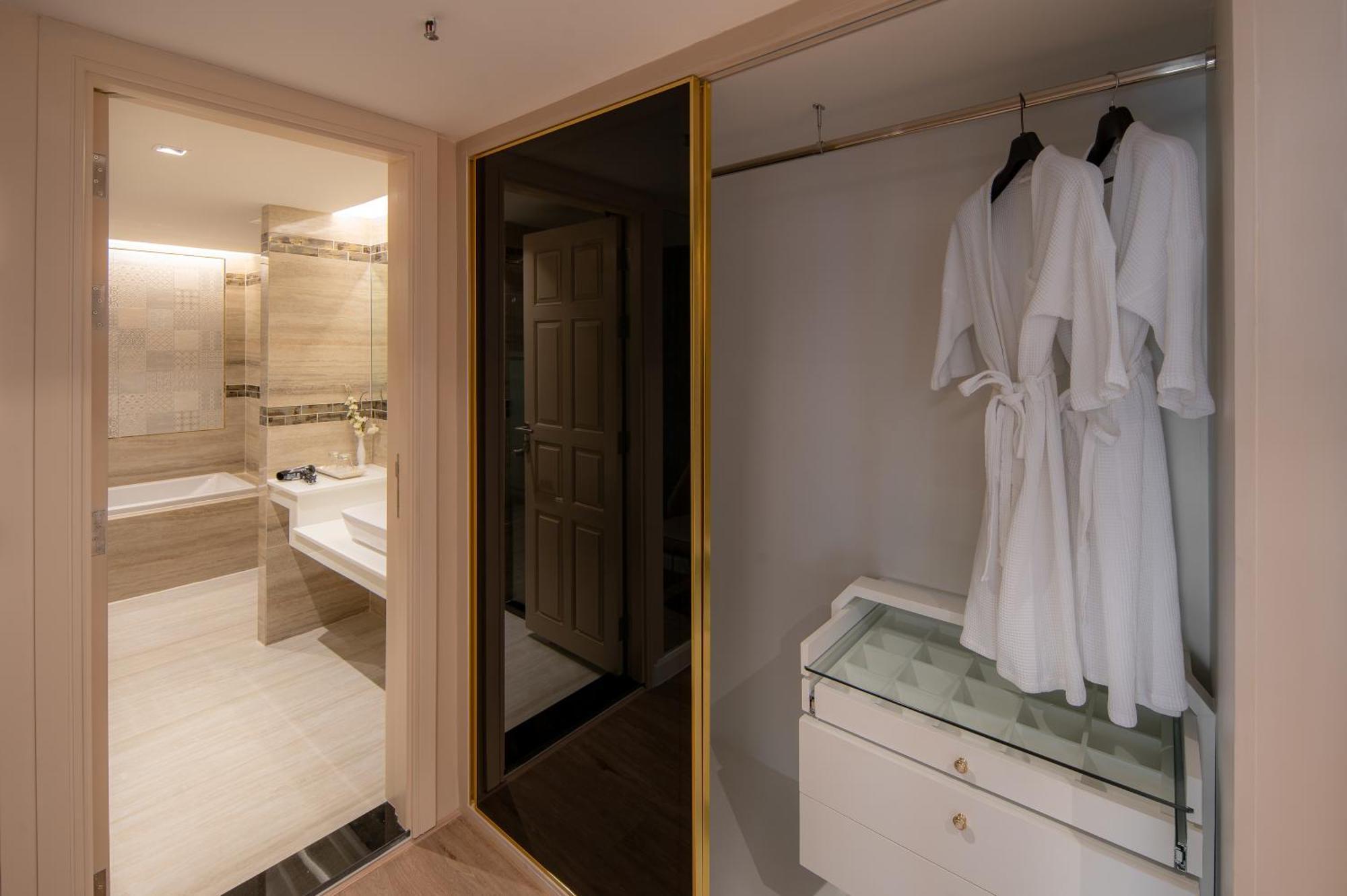Alexander Hotel Μπανγκόκ Δωμάτιο φωτογραφία
